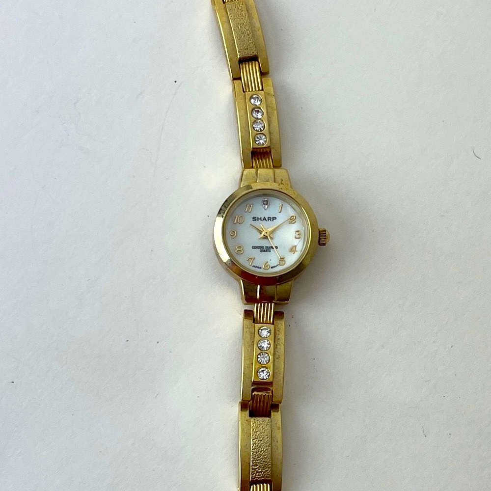 Sharp Gold Tone Link with Rhinestones Watch 🤩
